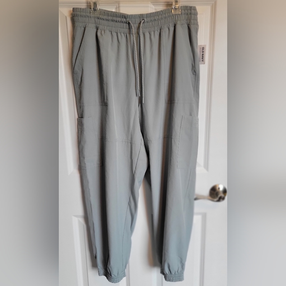 NWT Old Navy Cargo Joggers